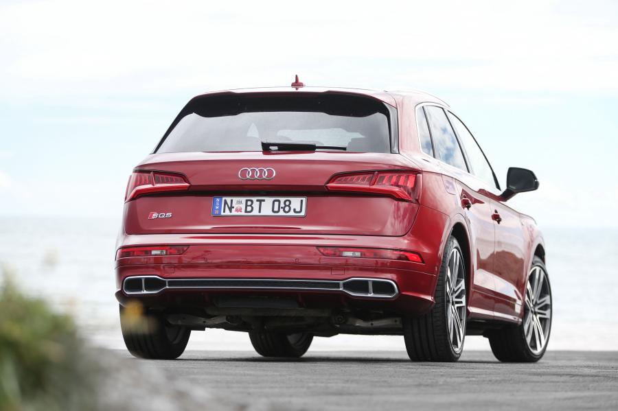  Audi SQ5 3.0 TFSI 2017 года  (AU) (фото 14 из 40)